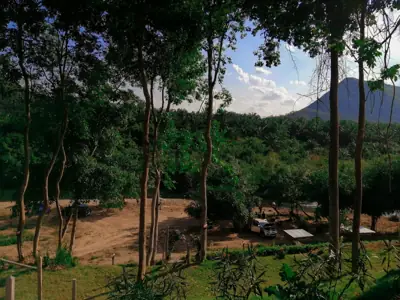 หน้าเขา ริมคลอง Camping เปิดให้บริการลานกางเต็นท์ รูปที่ 3