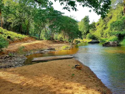 ลานกางเต็นท์หุบผาด่างแค้มป์ (น้ำตกแพรกตะคร้อ) รูปที่ 3