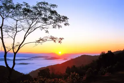 ลานกางเต็นท์ม่อนครูบาใส รูปที่ 4