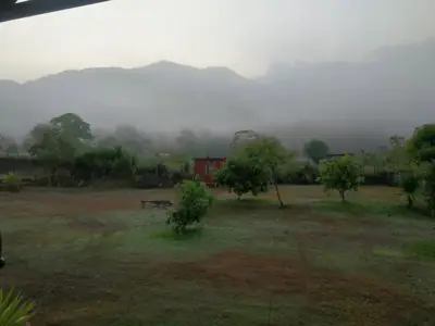 9AM บ้านพัก อาหาร ลานกางเต็นท์ รูปที่ 2